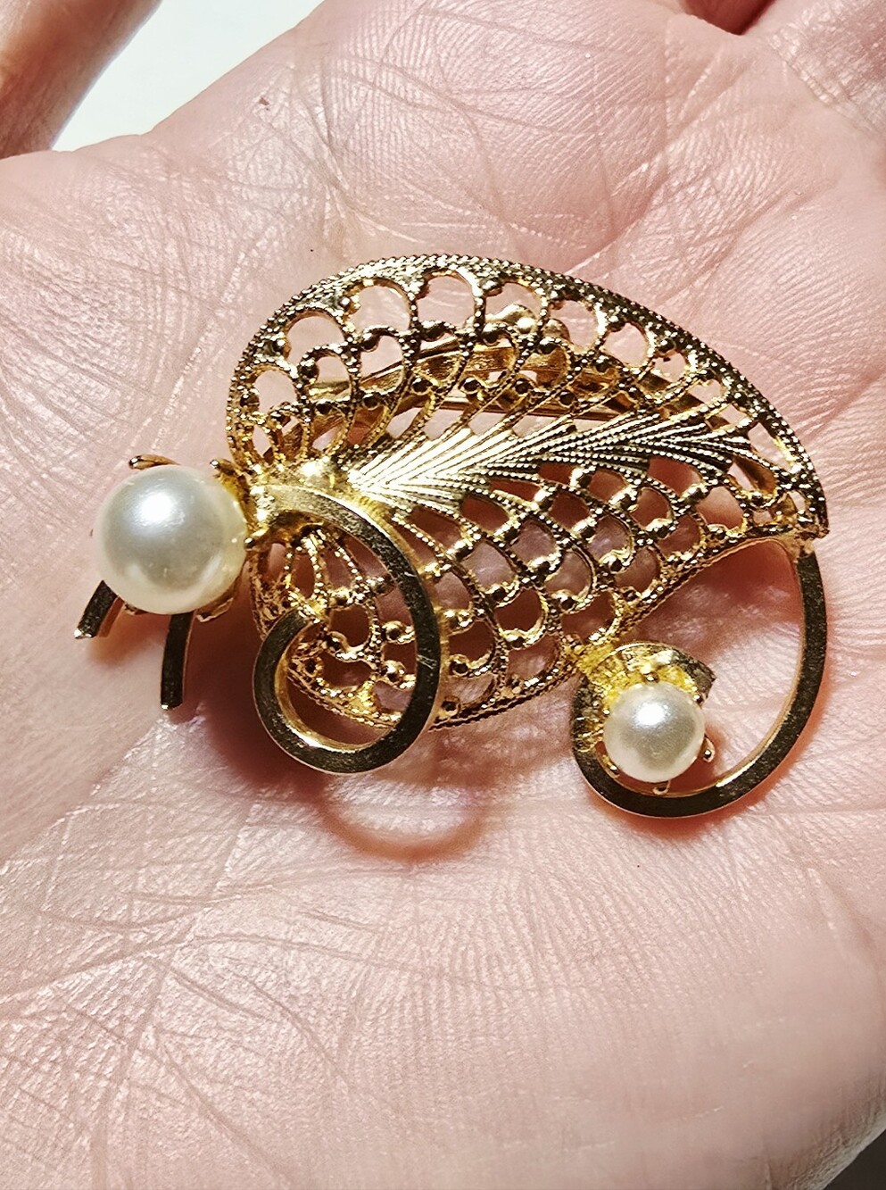 Gold Pearl Filigree Brooch - Women Jewelry